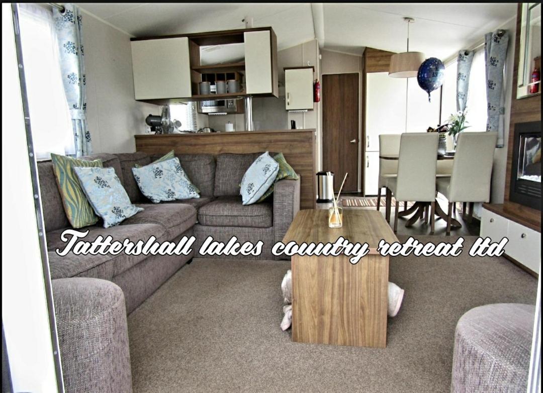 Tattersall Lakes Country Retreat Dogdyke Exterior photo